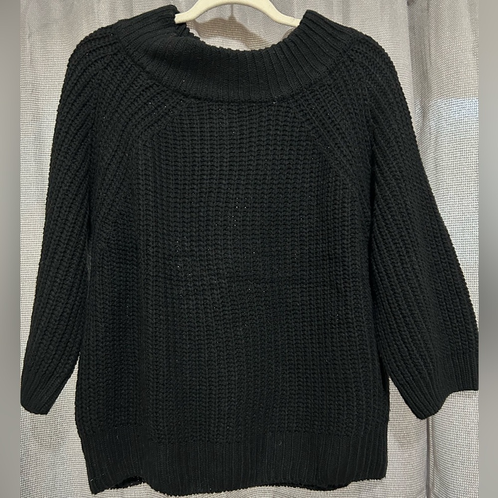 Black Knit Pullover Sweater